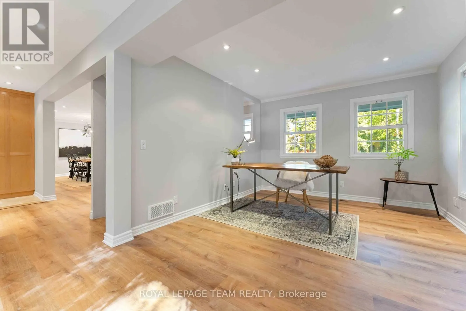 60 VAAN DRIVE