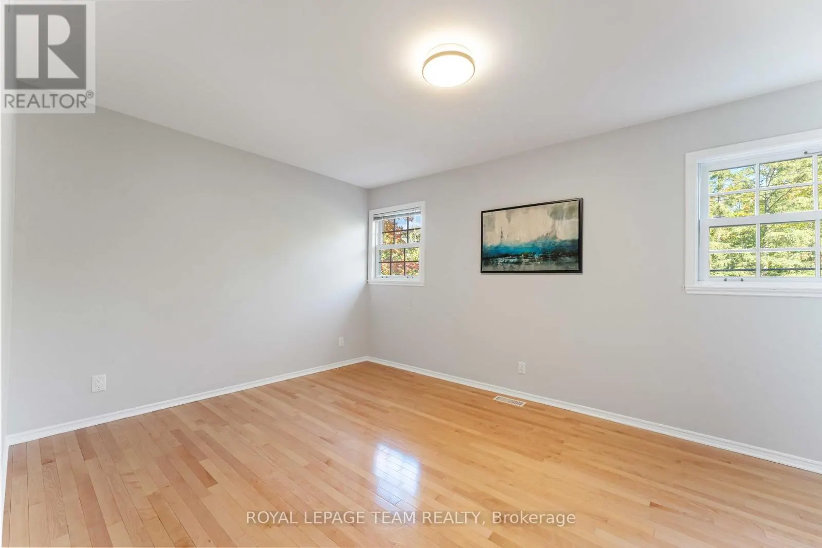 60 VAAN DRIVE