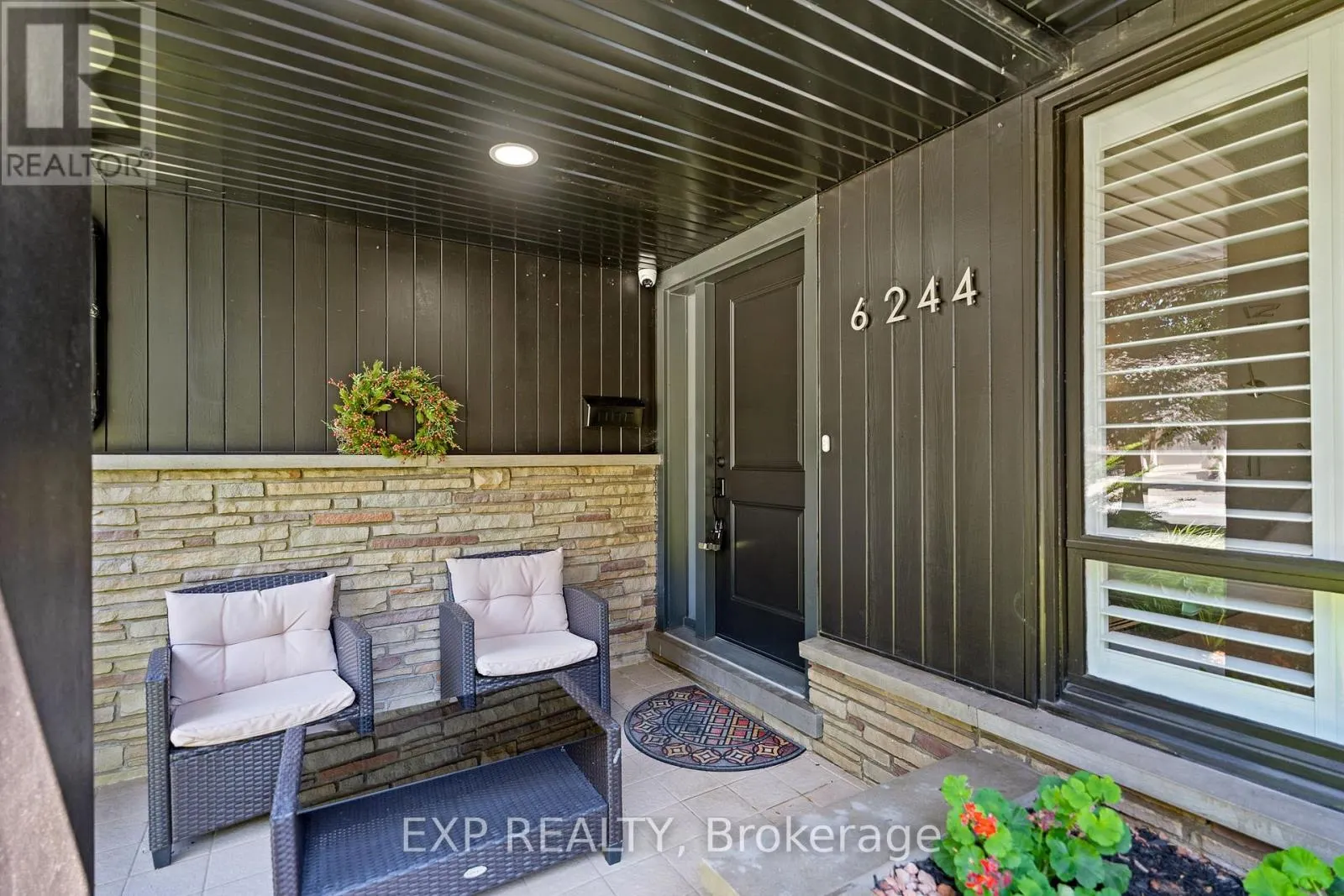 6244 RUSSELL STREET