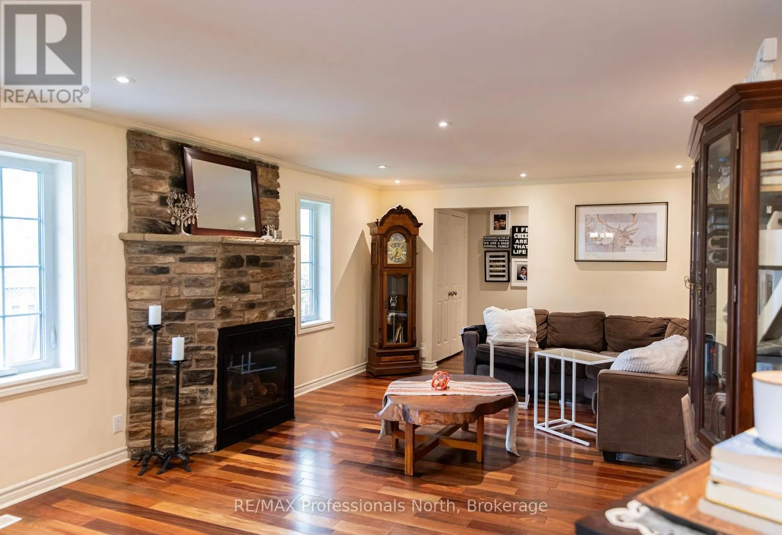 22 ROBERT DRIVE