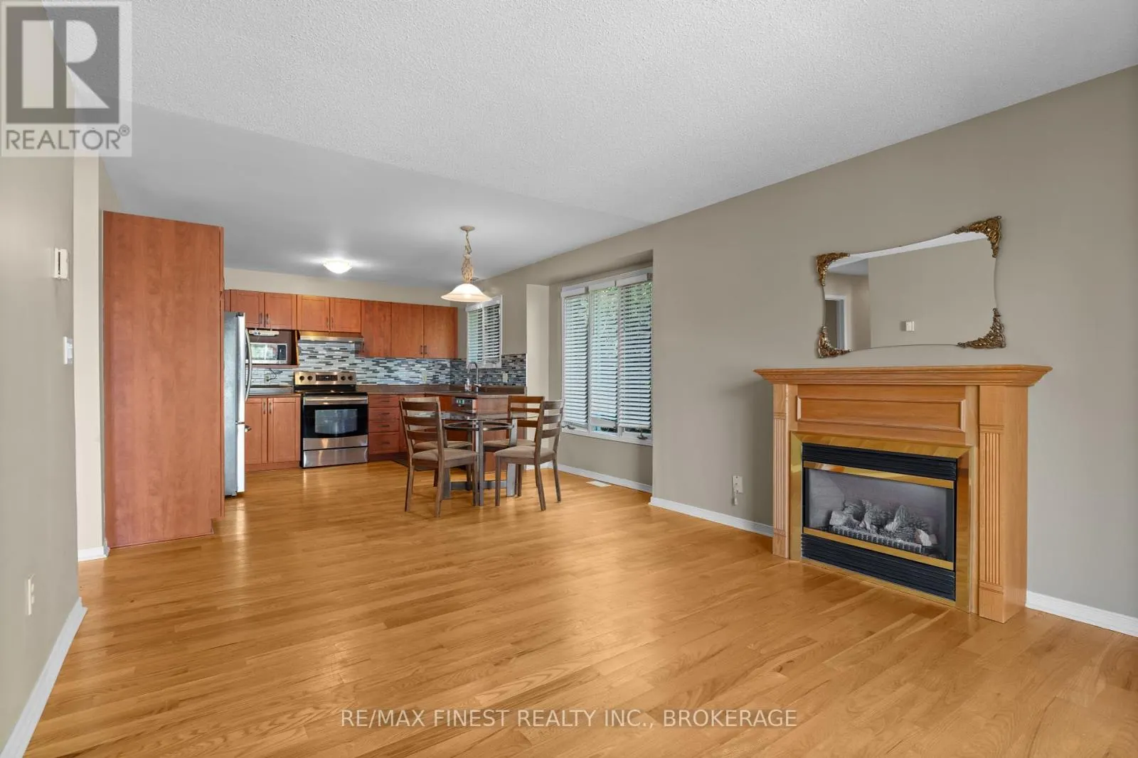 195 GREENLEES DRIVE