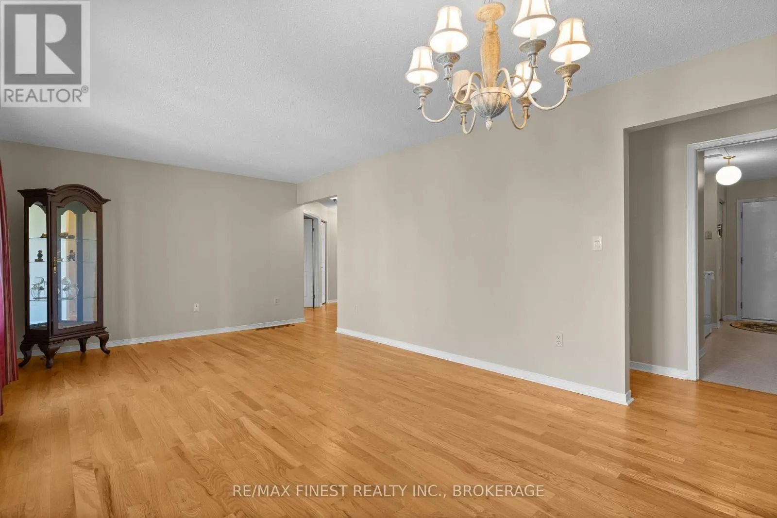 195 GREENLEES DRIVE