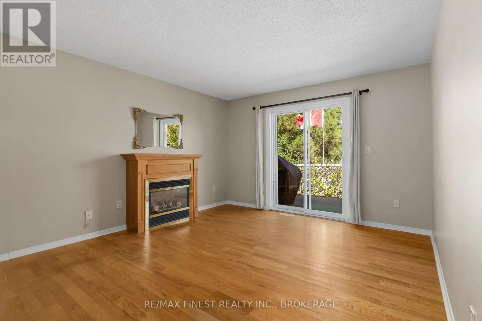 195 GREENLEES DRIVE