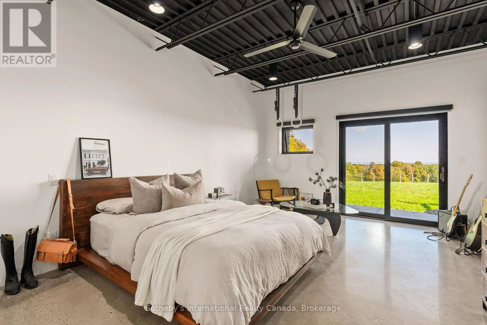 589903 GREY ROAD 19