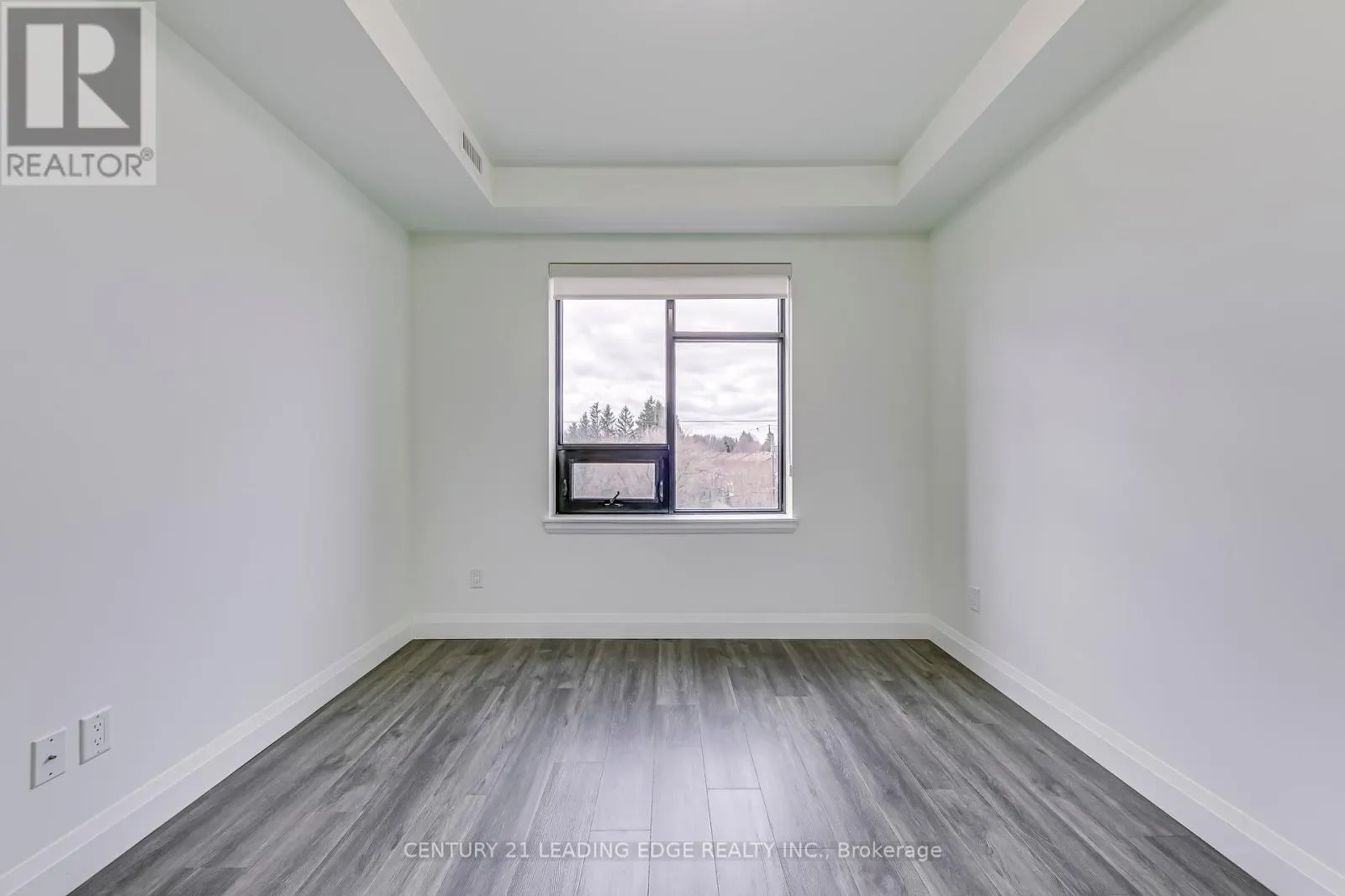 302 - 30 HAMILTON STREET