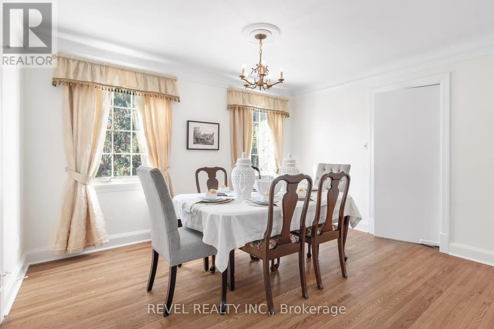 13 SYLVAN CRESCENT