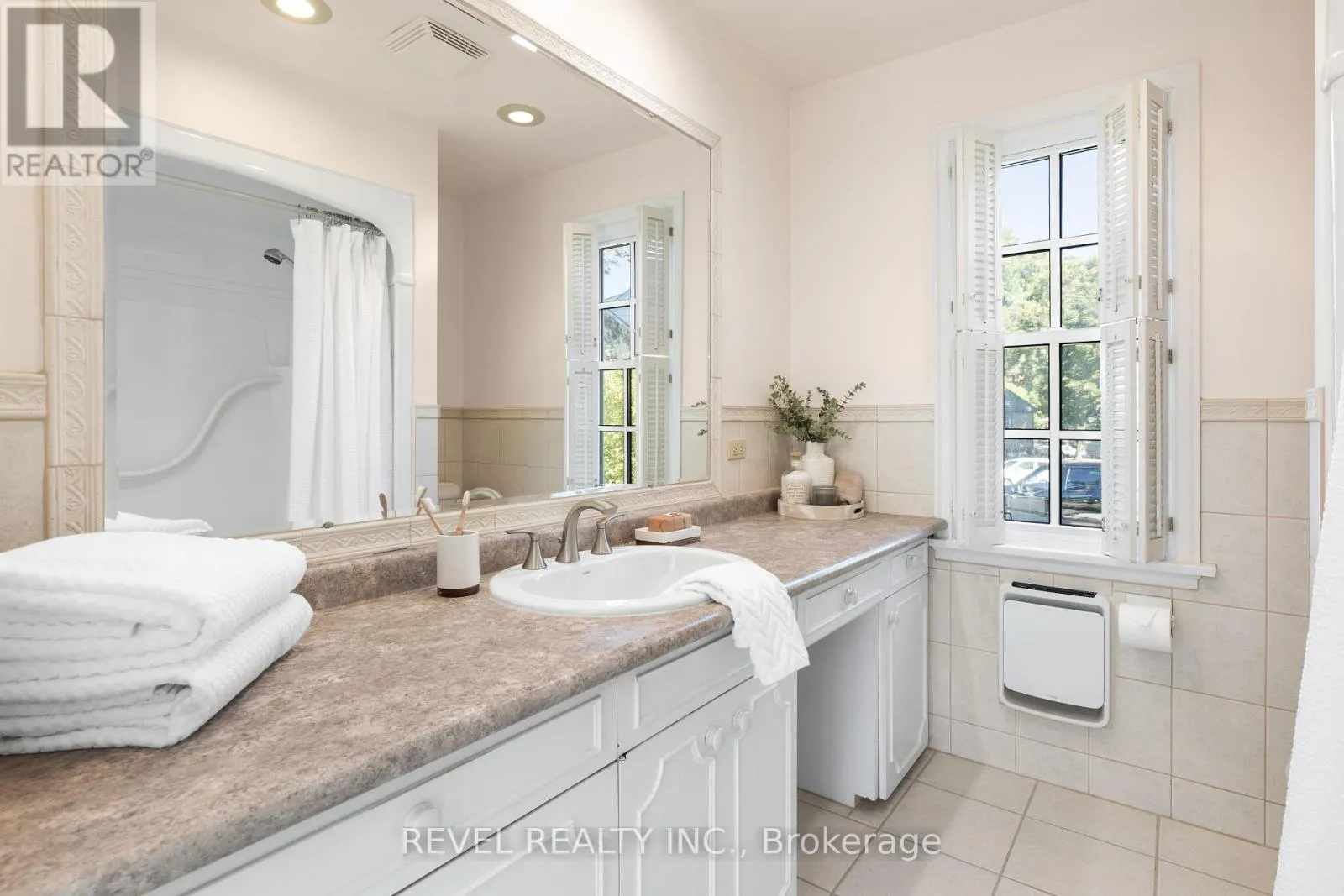 13 SYLVAN CRESCENT