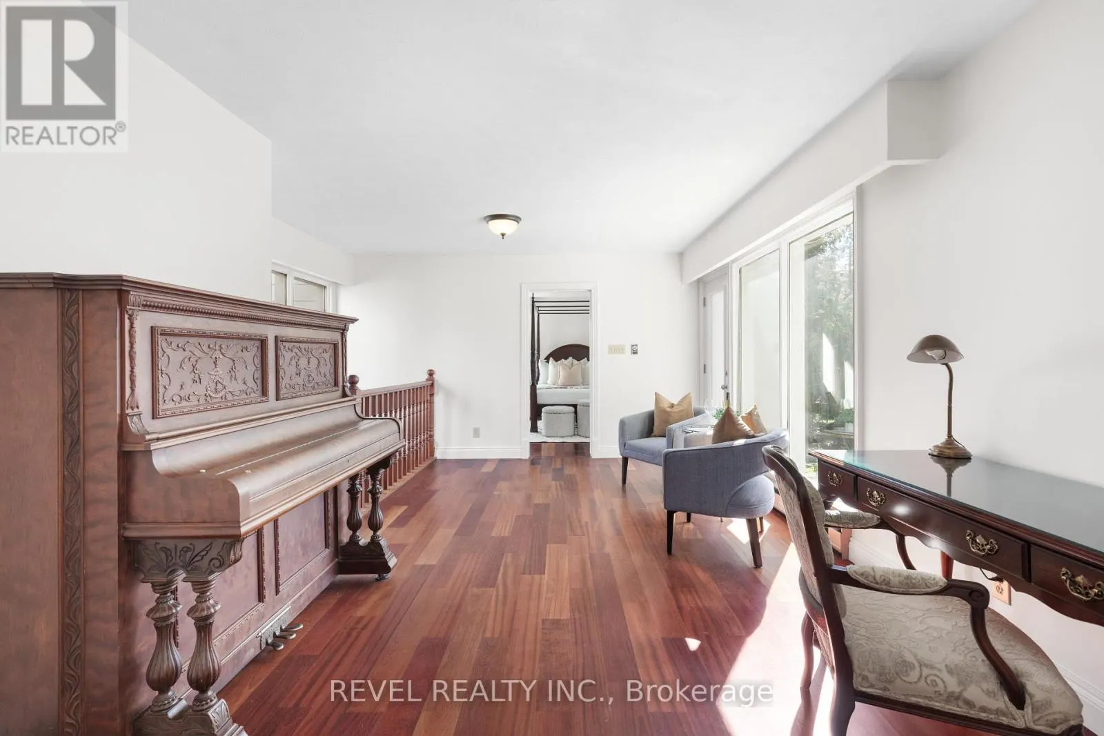 13 SYLVAN CRESCENT
