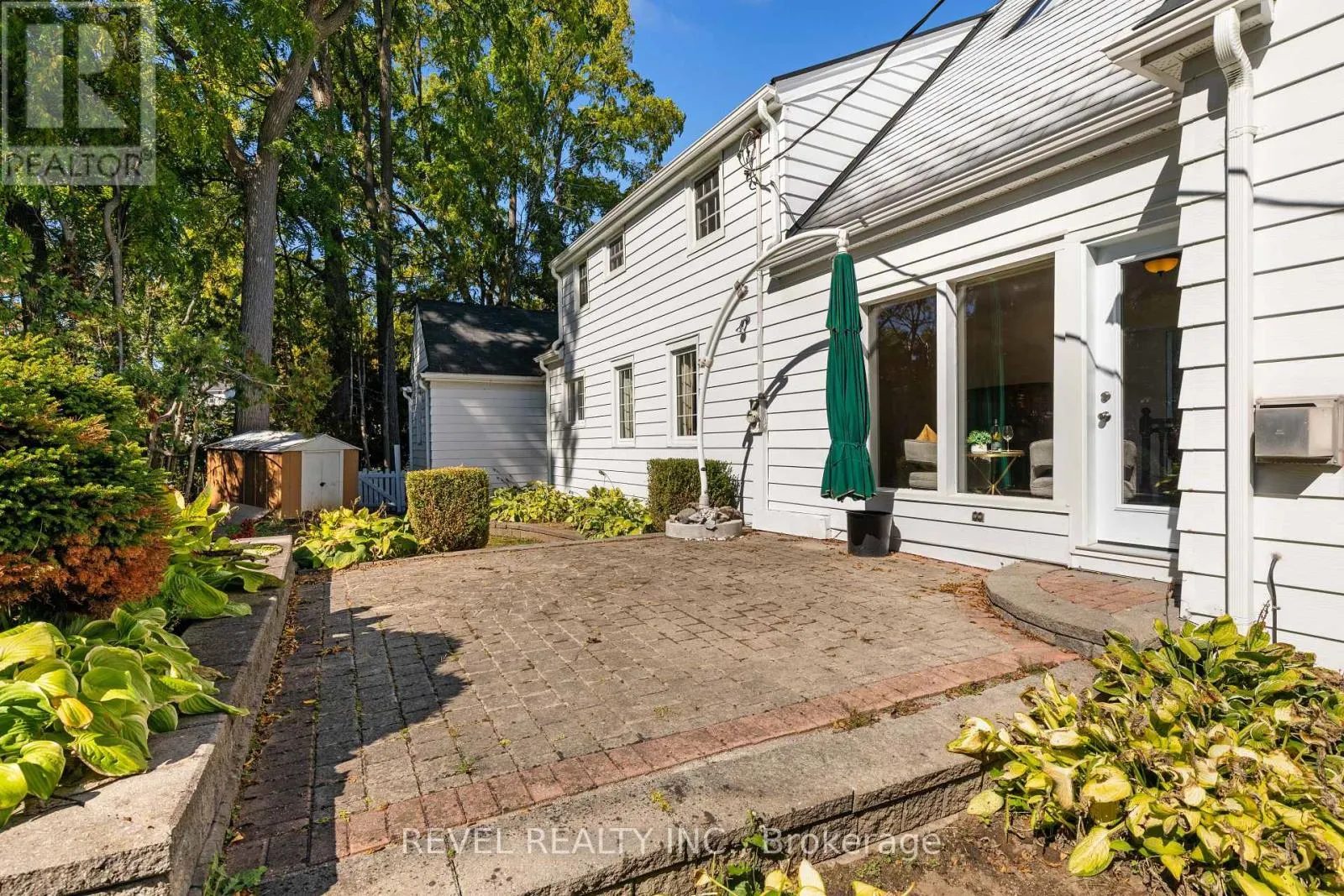 13 SYLVAN CRESCENT