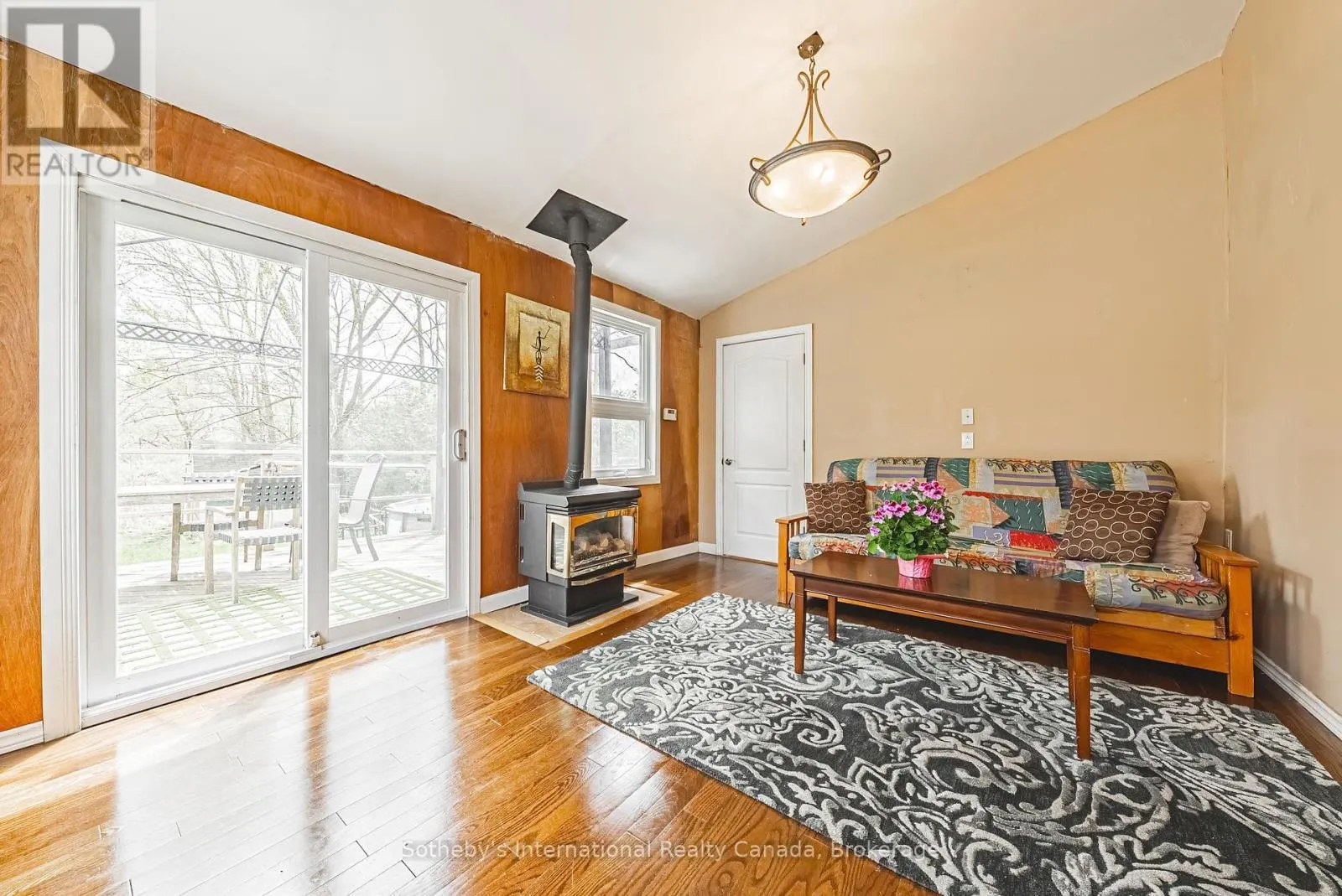 1680 OLD BROCK STREET