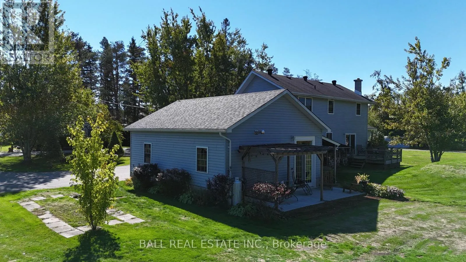 78 THOMAS DRIVE