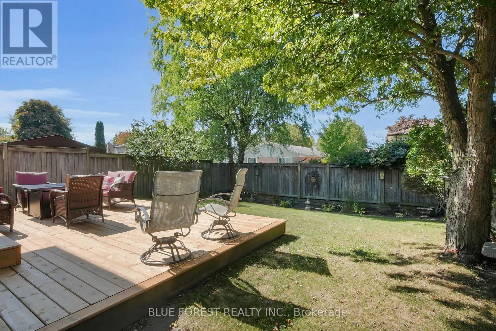 90 EDMUNDS CRESCENT