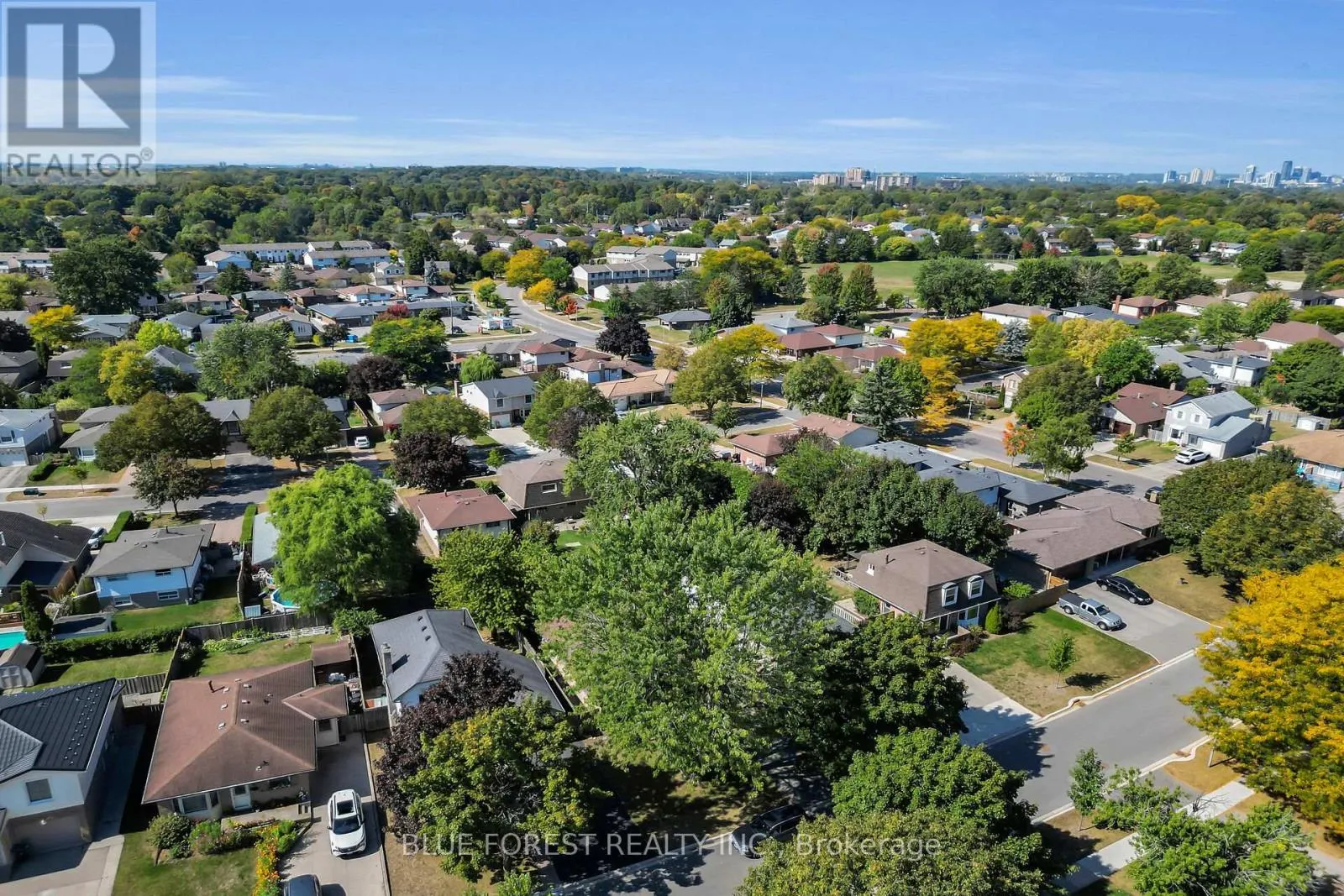 90 EDMUNDS CRESCENT