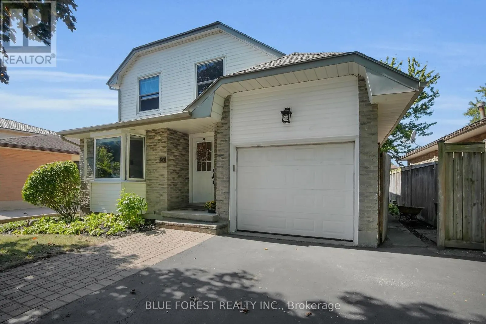 90 EDMUNDS CRESCENT