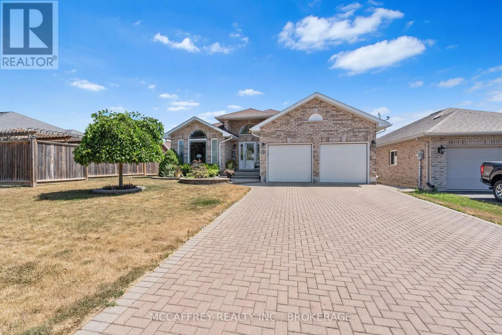 27 ASHWOOD CRESCENT