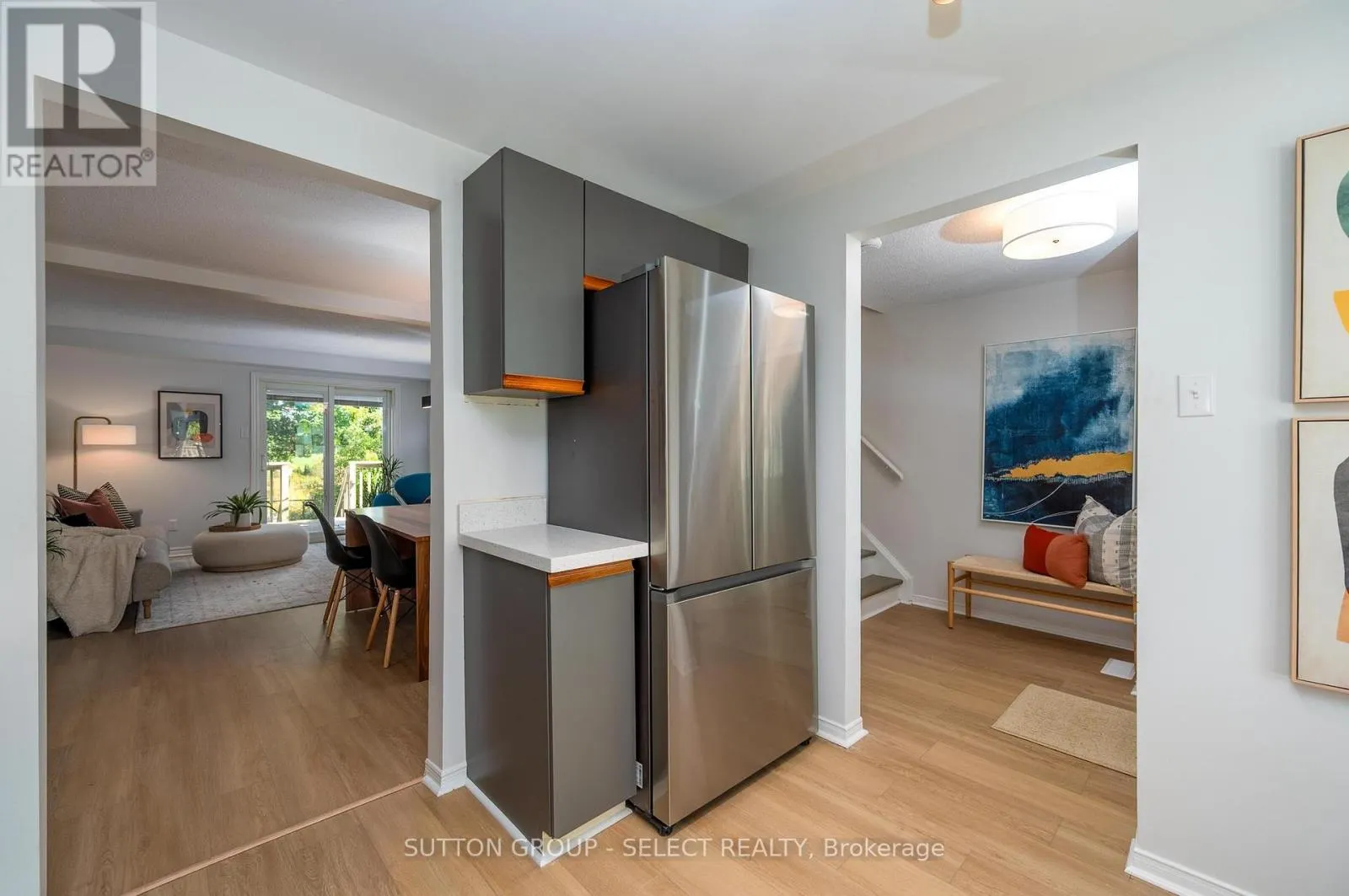 B - 608 ROYAL BEECH DRIVE, #B