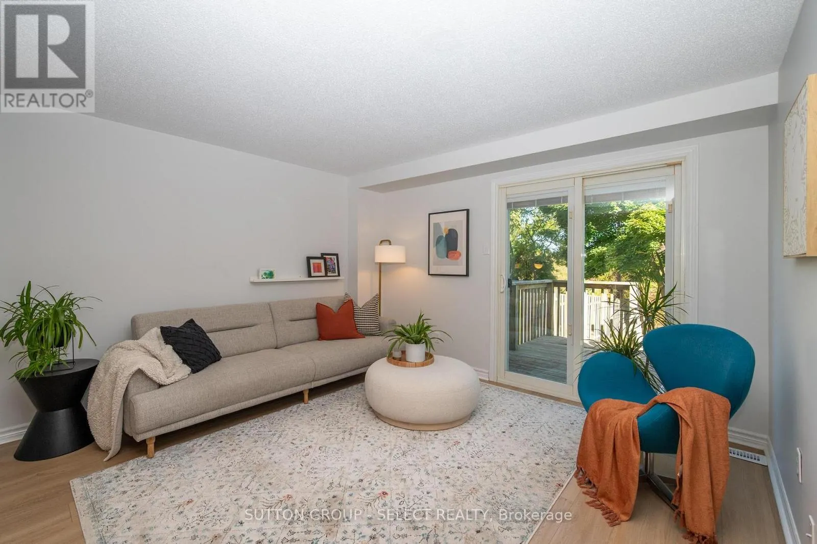 B - 608 ROYAL BEECH DRIVE, #B