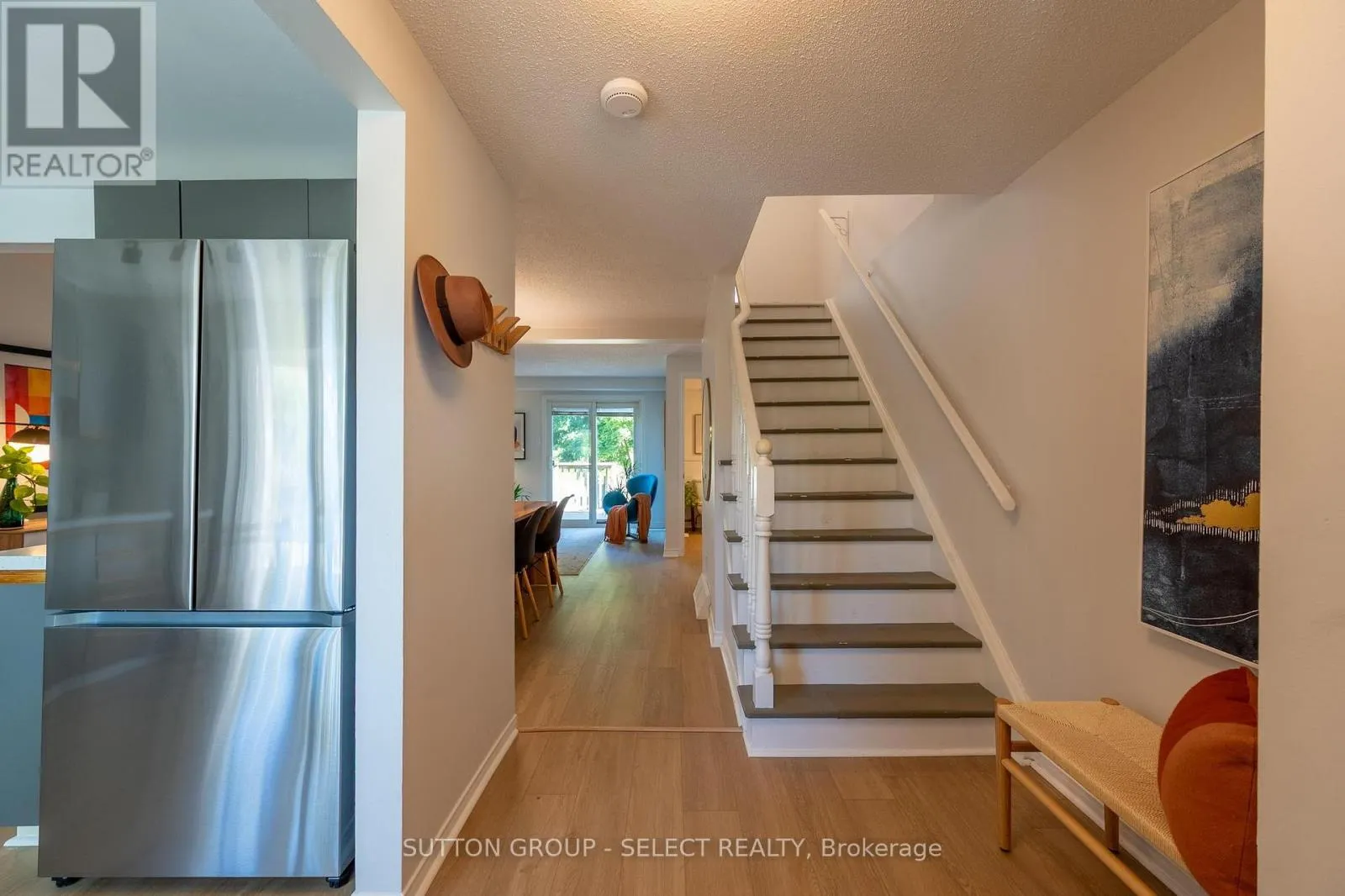 B - 608 ROYAL BEECH DRIVE, #B