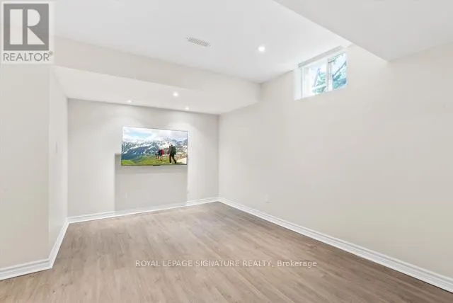 35 FIDDLEHEAD CRESCENT