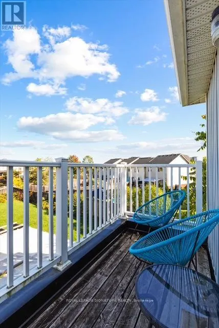 35 FIDDLEHEAD CRESCENT