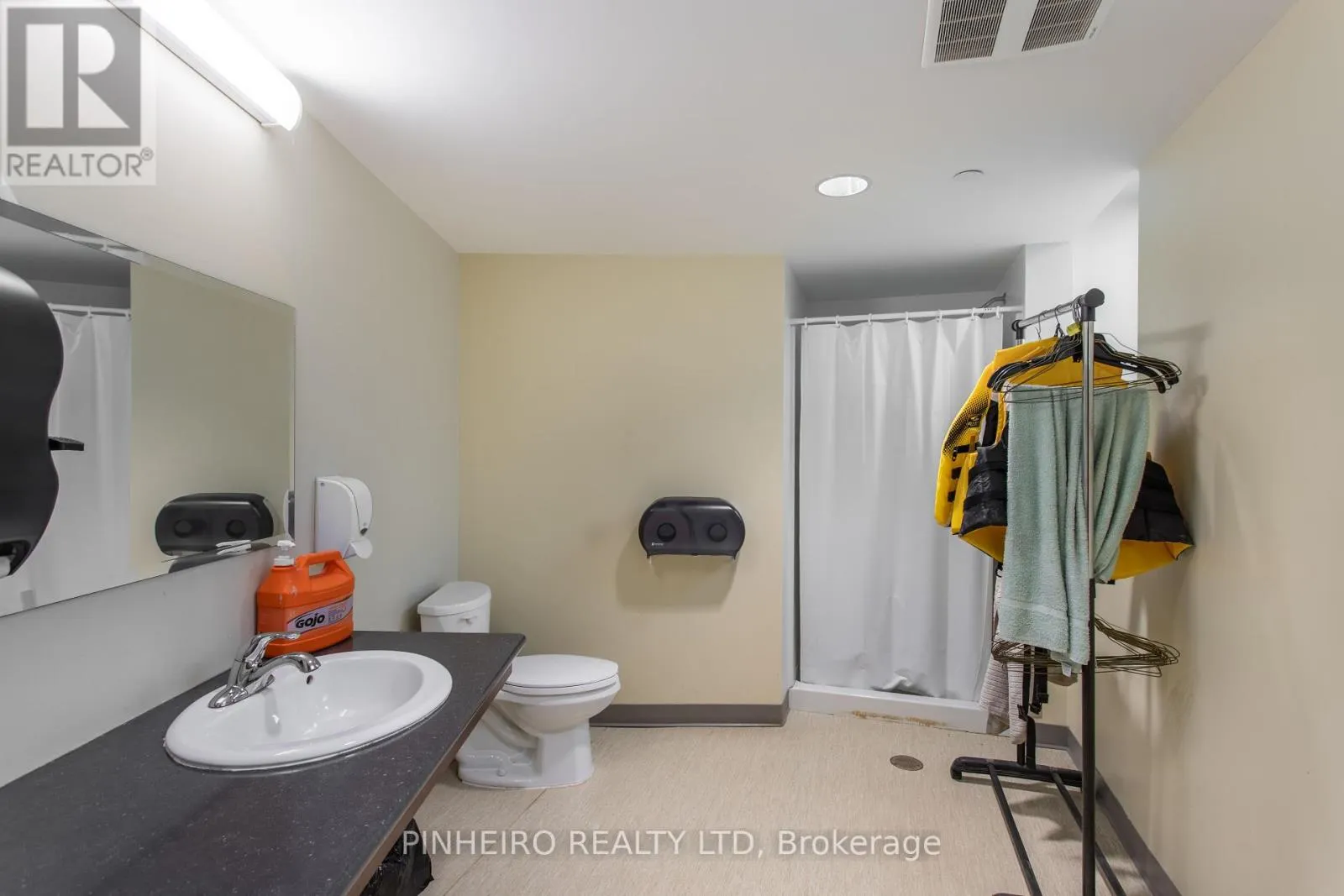 101 - 123 ST GEORGE STREET, #101