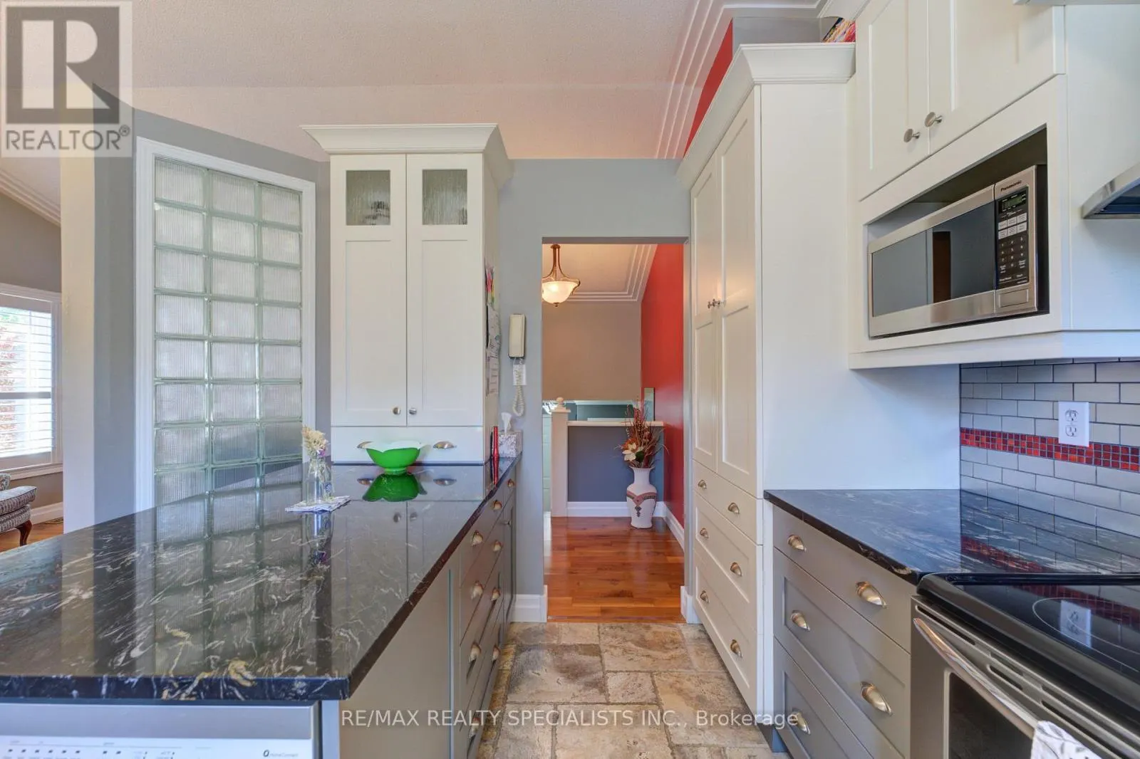 52 CHILDERHOSE CRESCENT