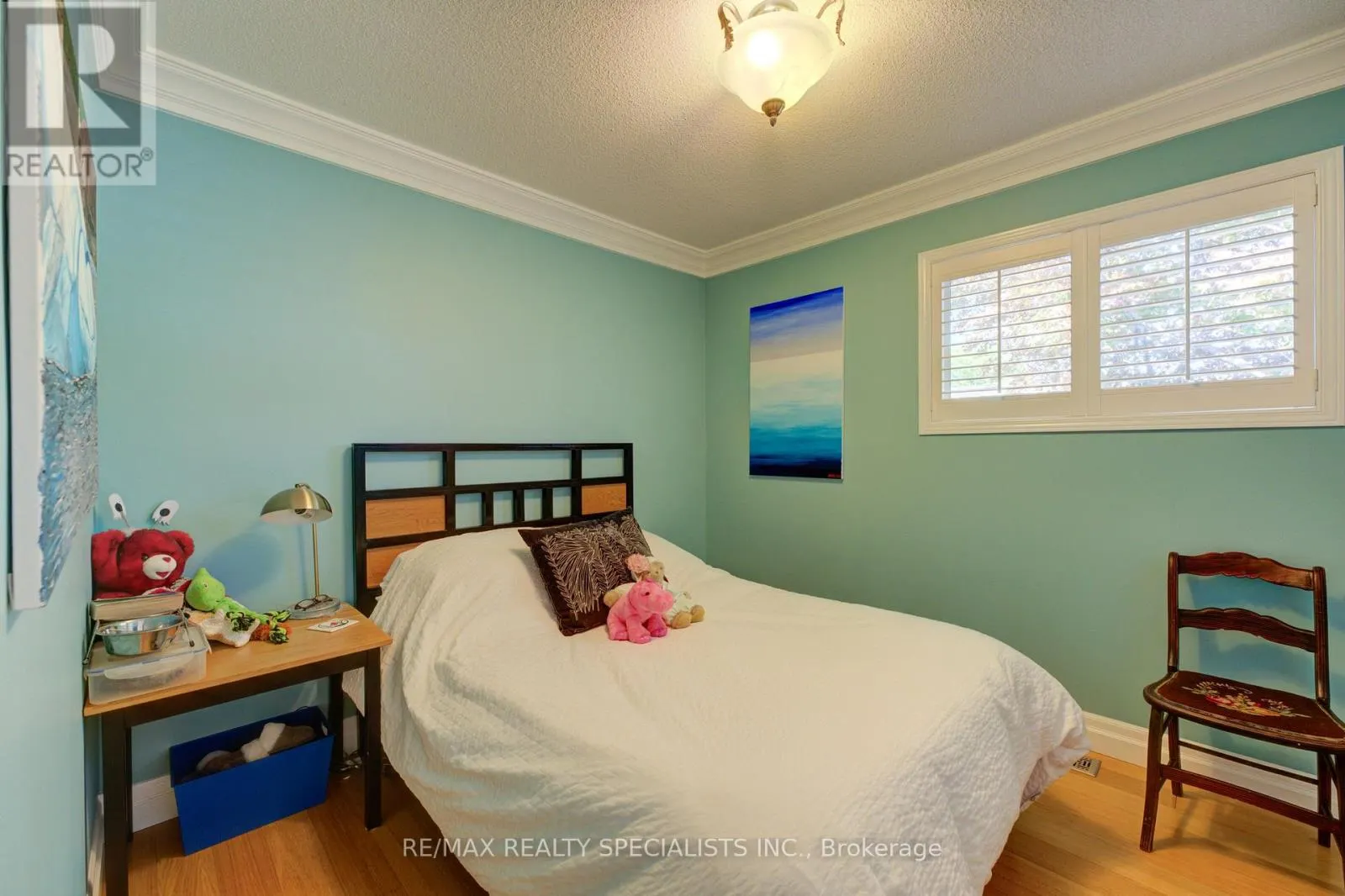 52 CHILDERHOSE CRESCENT