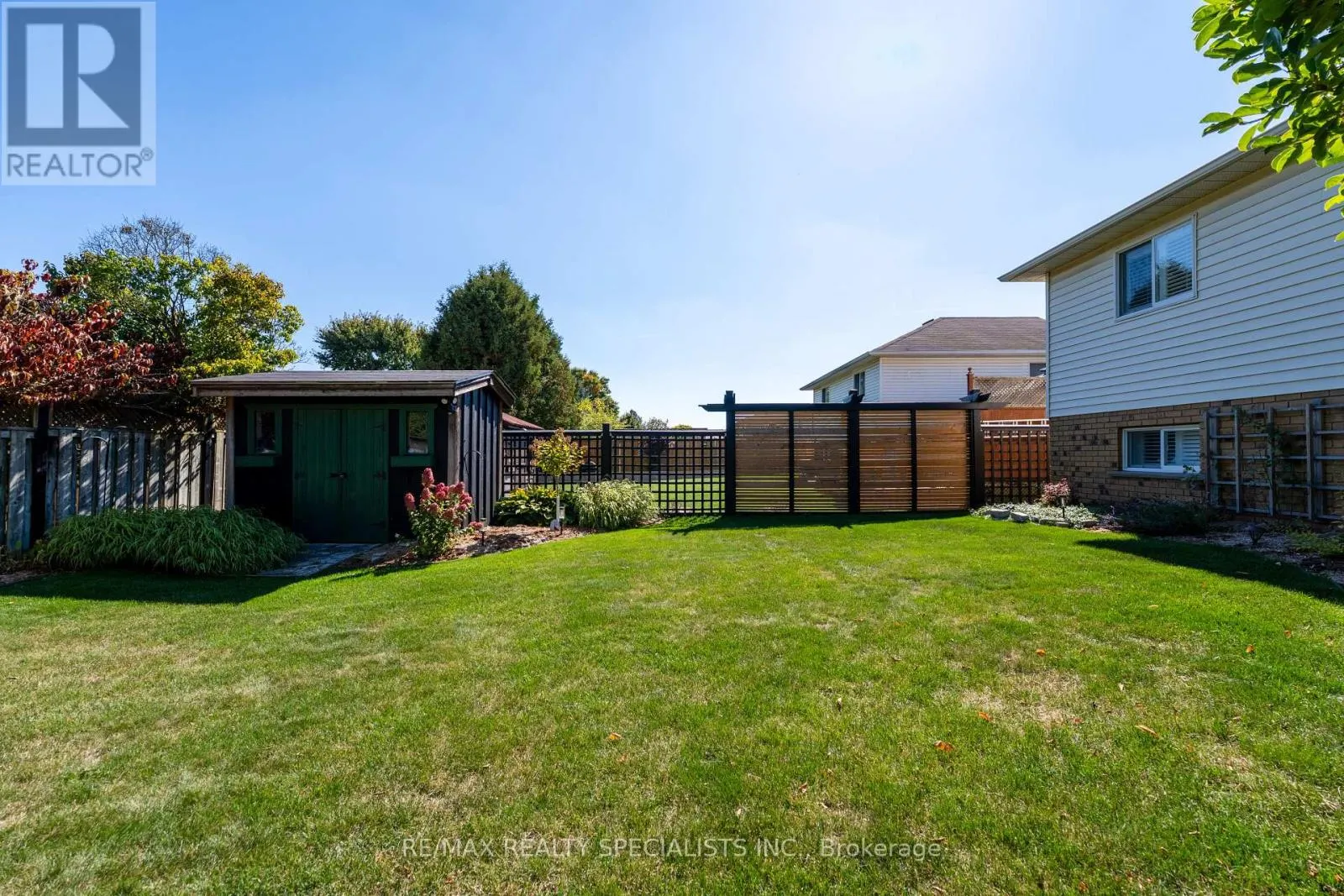 52 CHILDERHOSE CRESCENT