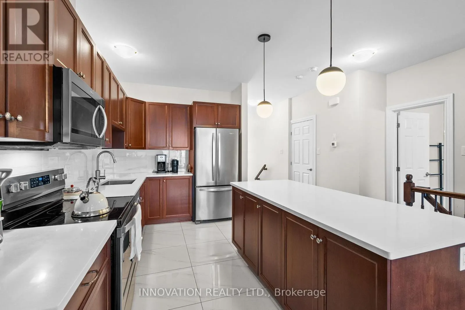 6 BORLAND DRIVE