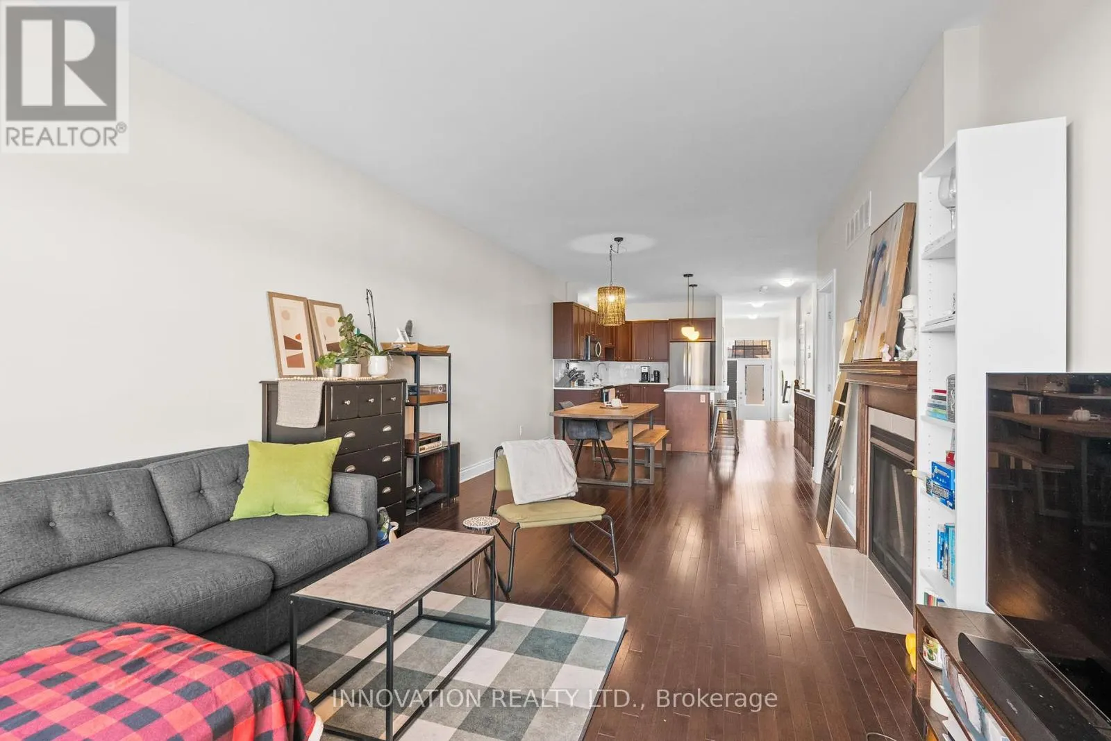 6 BORLAND DRIVE
