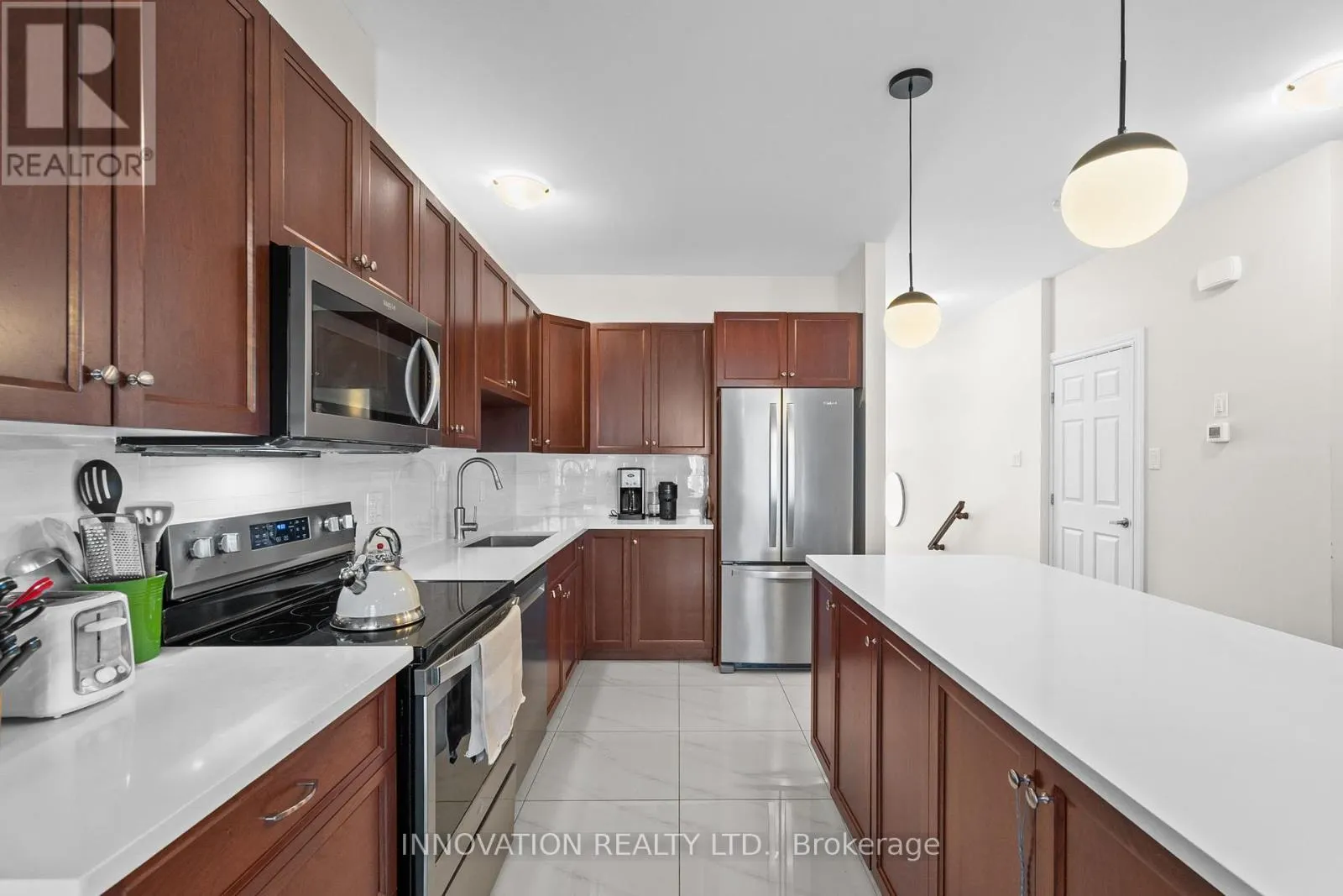 6 BORLAND DRIVE
