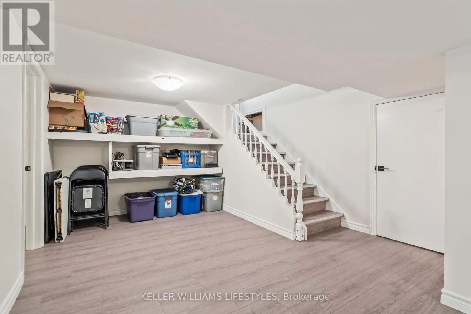 1842 DUMONT STREET
