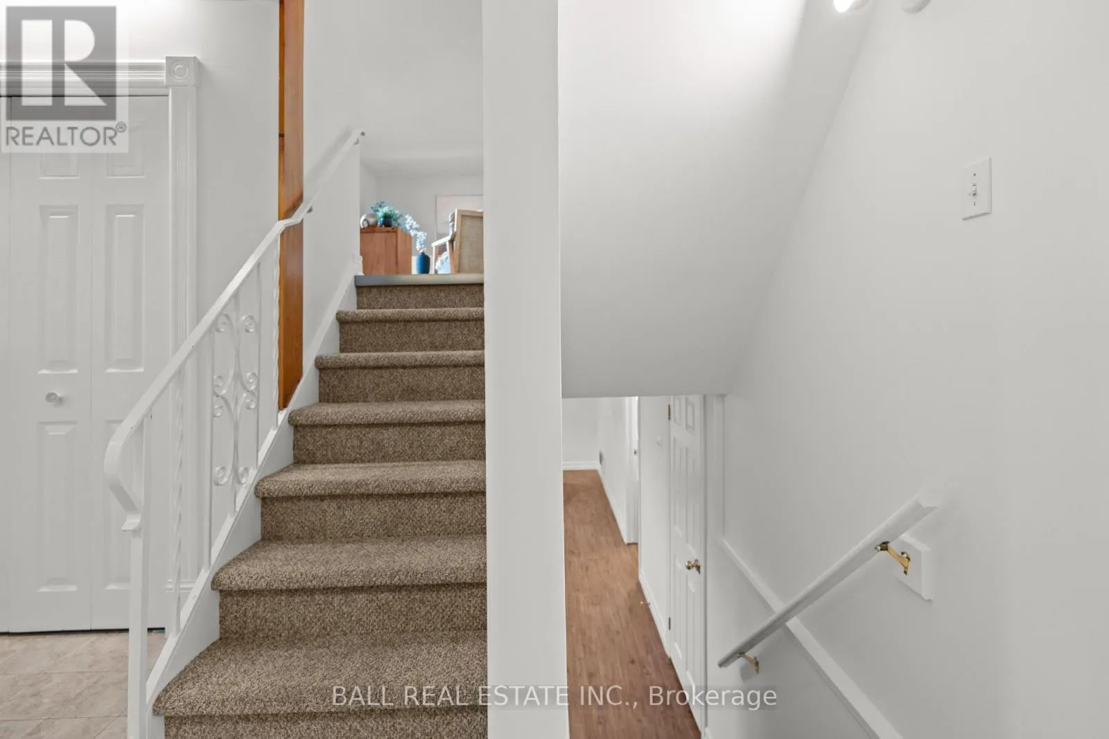 1193 EDMISON DRIVE