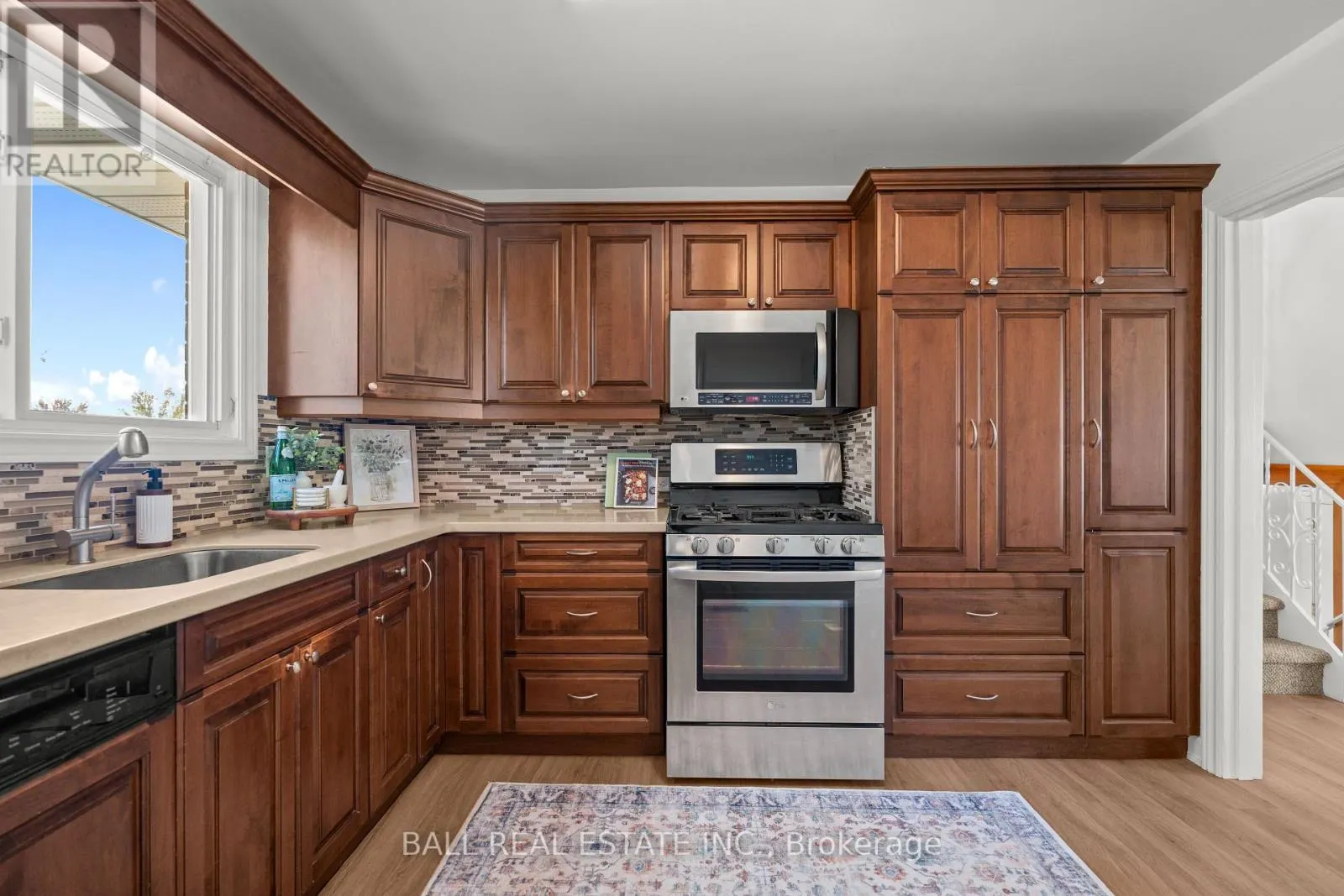 1193 EDMISON DRIVE