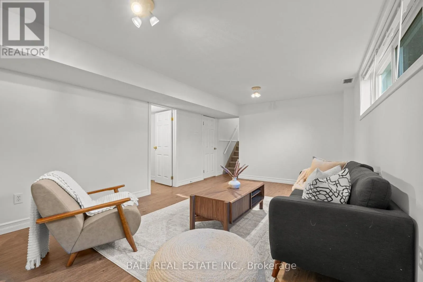 1193 EDMISON DRIVE