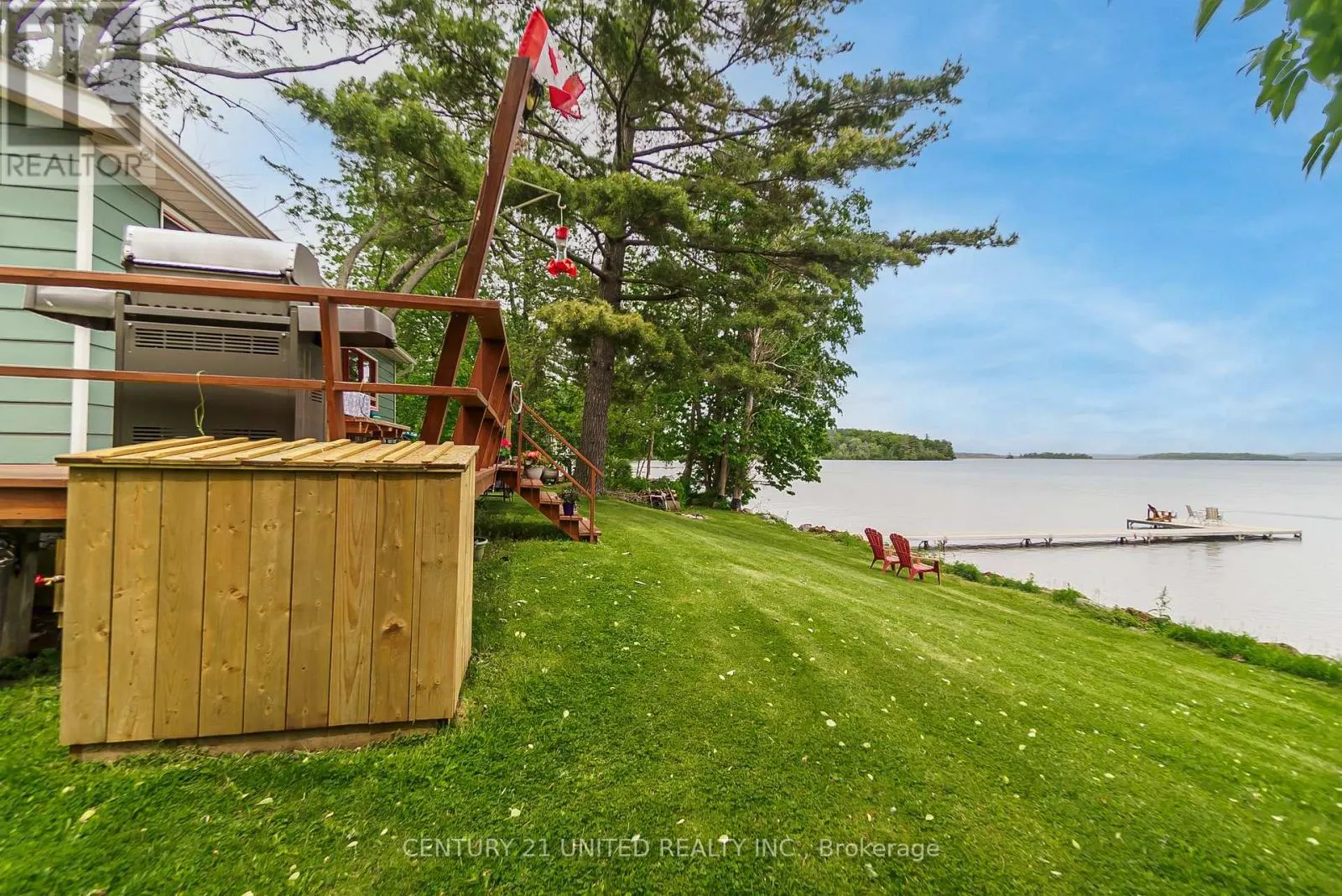 37 LAKESHORE ROAD