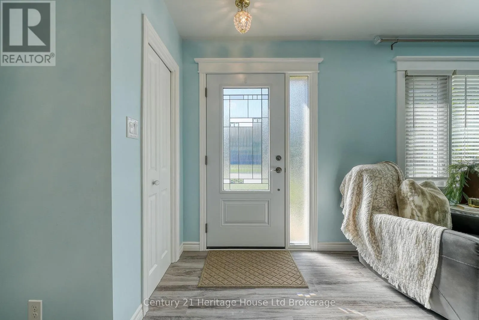 1061 ELORA ROAD