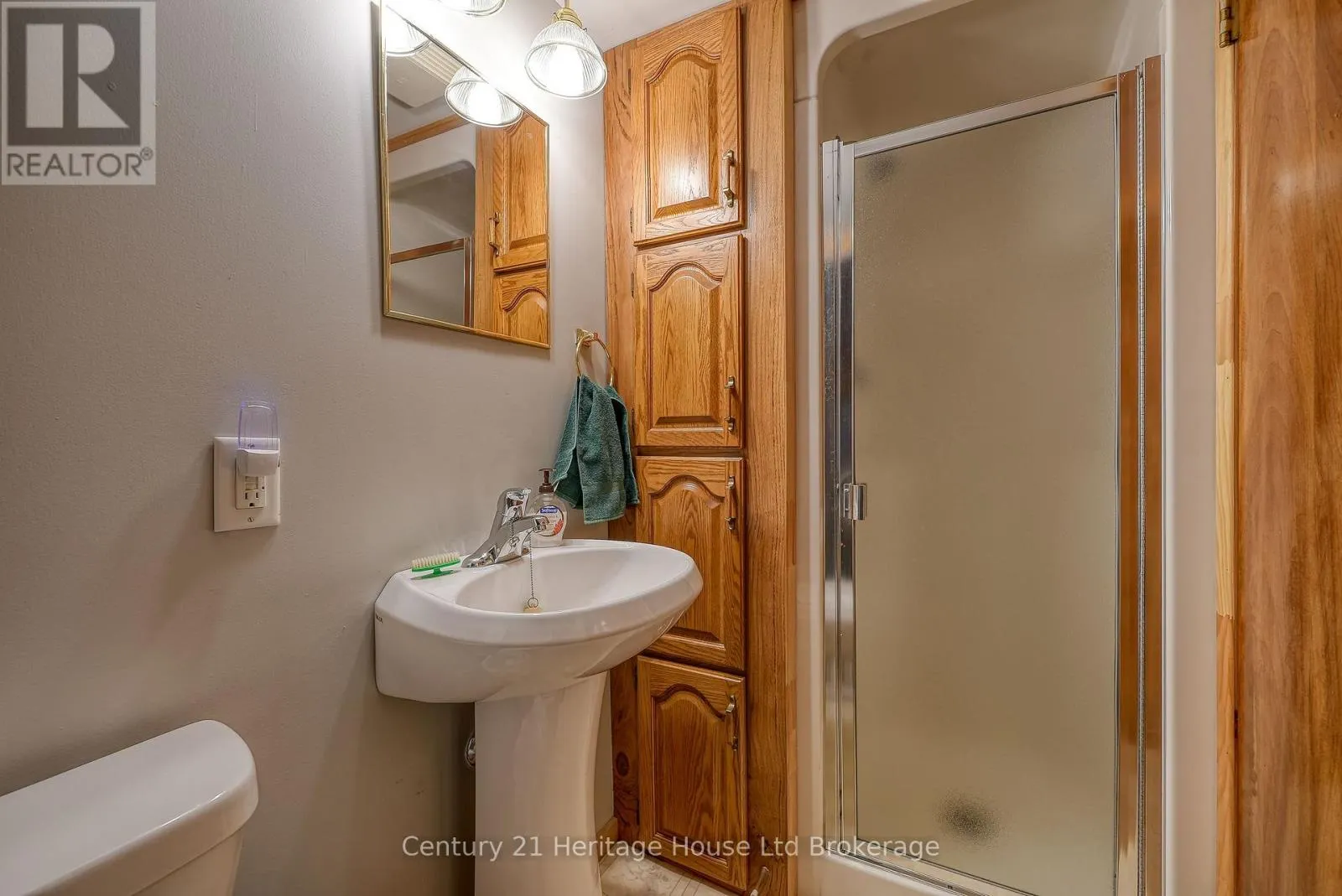 1061 ELORA ROAD