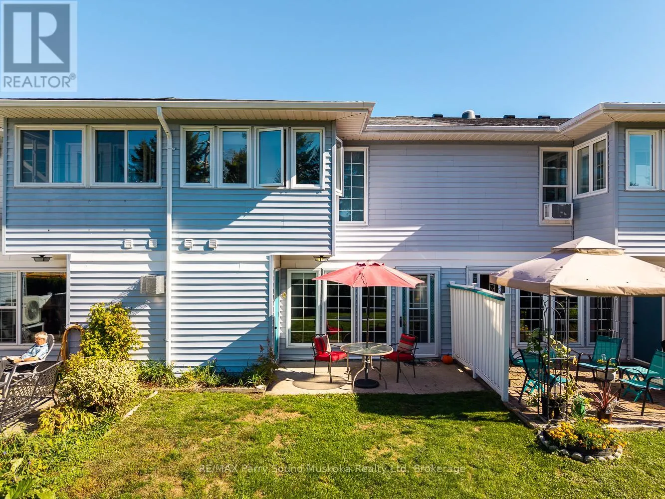 18 GEORGIAN BAY AVENUE