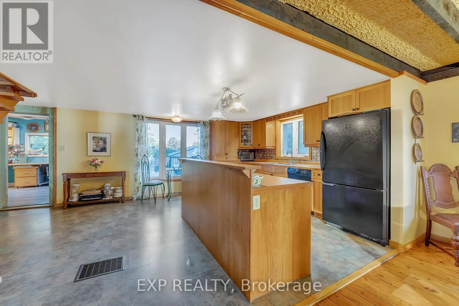 18630 LOYALIST PARKWAY