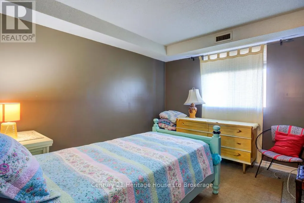 106 - 163 FERGUSON DRIVE, #106