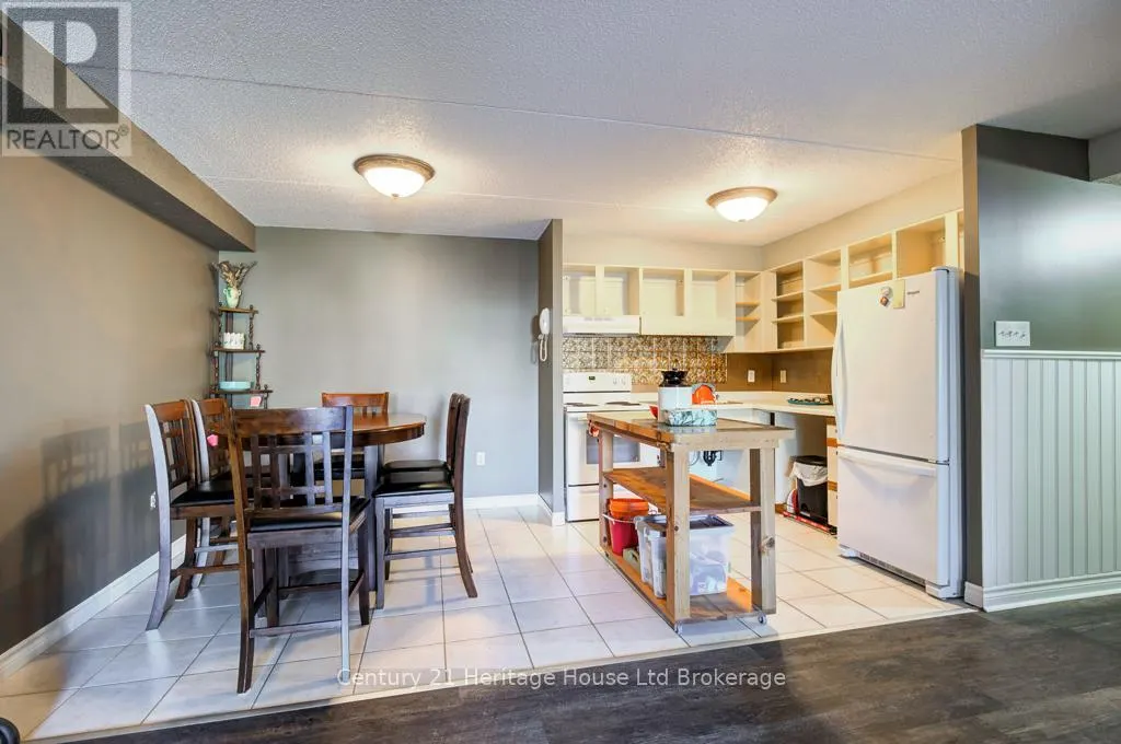 106 - 163 FERGUSON DRIVE, #106