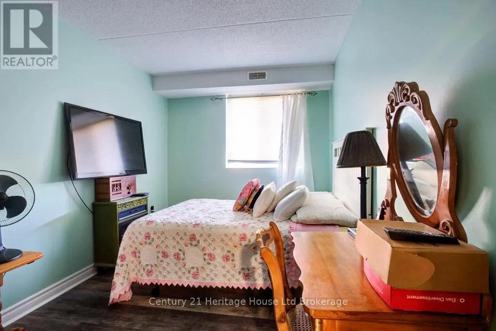 106 - 163 FERGUSON DRIVE, #106
