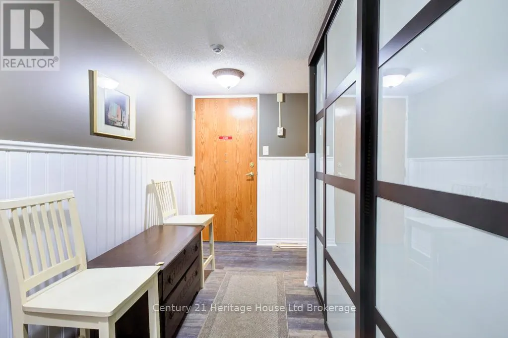 106 - 163 FERGUSON DRIVE, #106