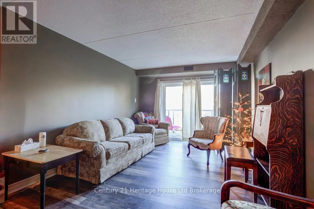 106 - 163 FERGUSON DRIVE, #106