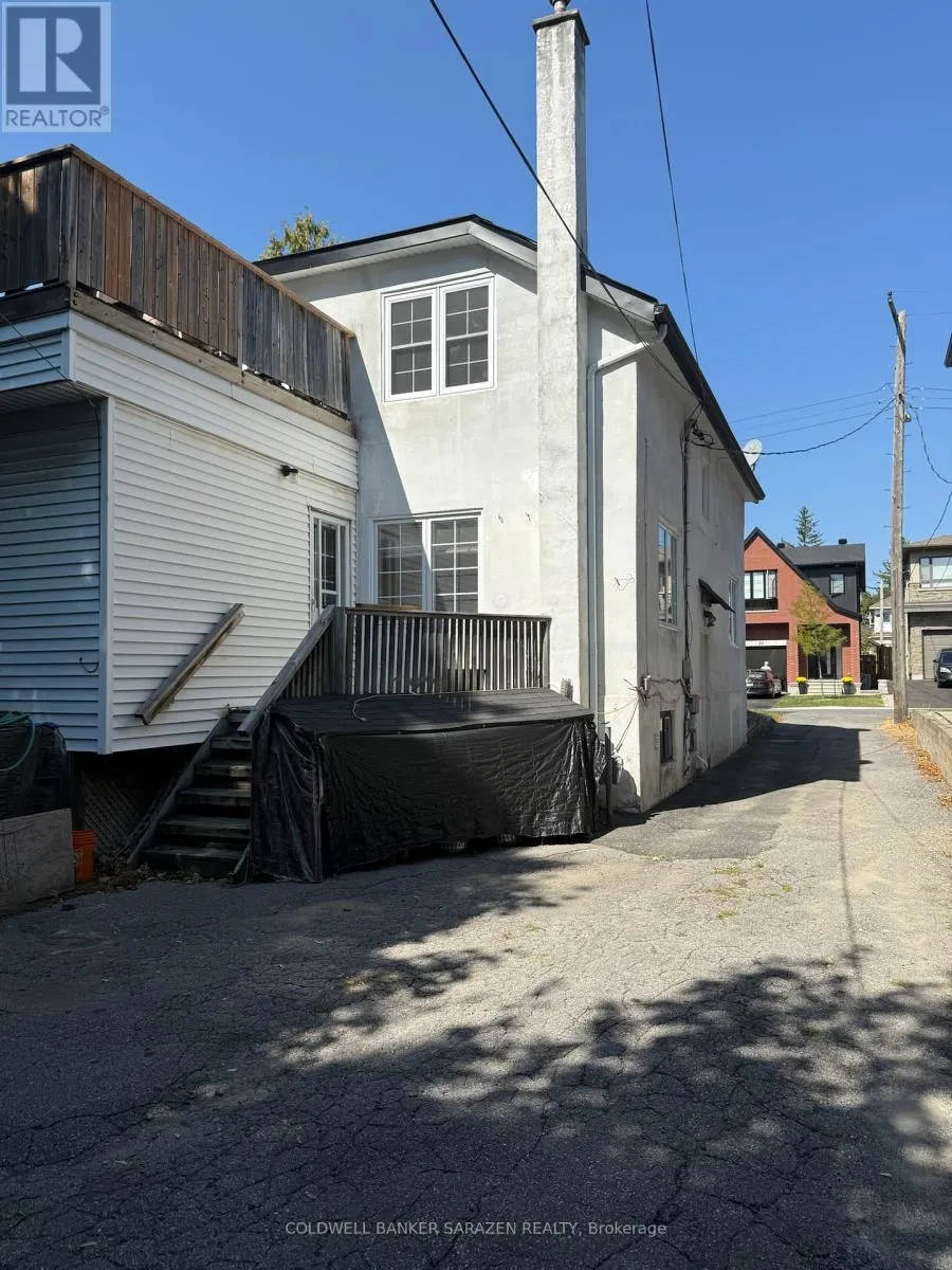 320 WESTHILL AVENUE