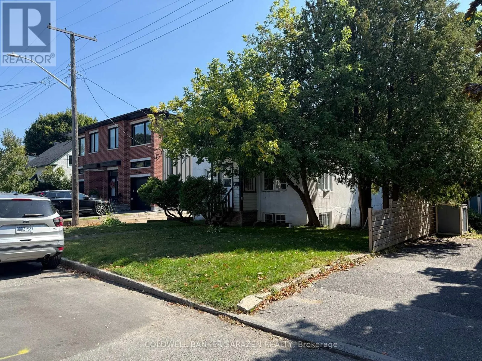 320 WESTHILL AVENUE