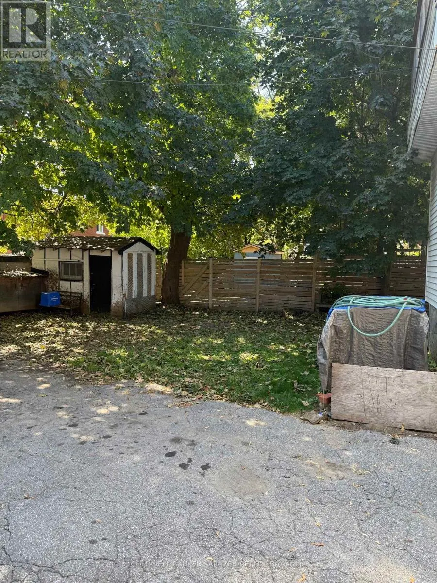 320 WESTHILL AVENUE