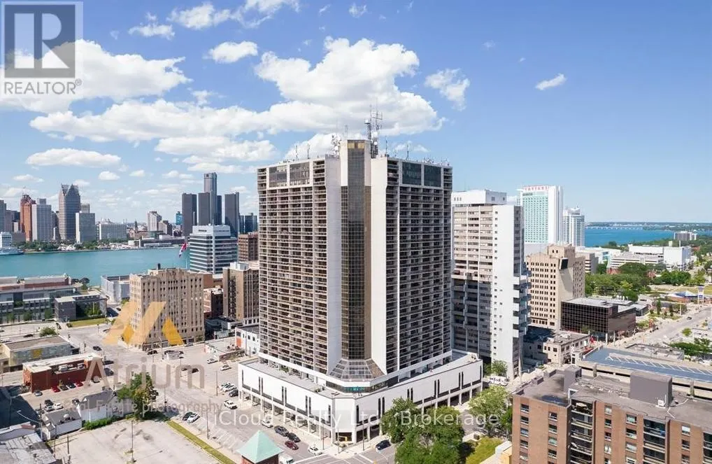 1807 - 150 PARK STREET W