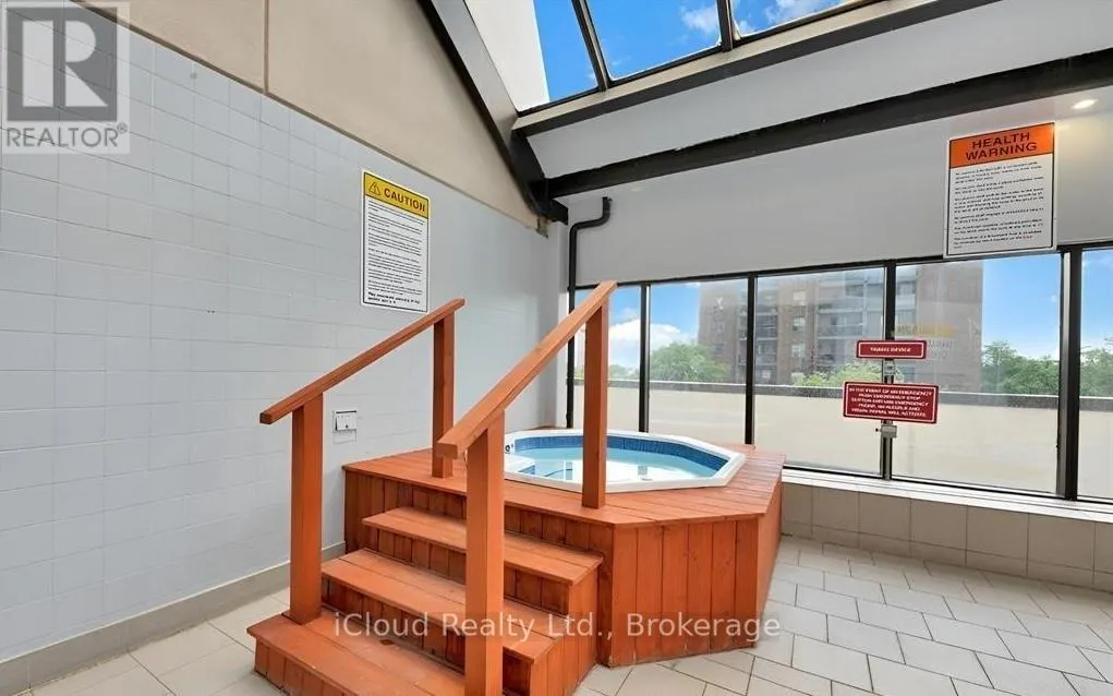 1807 - 150 PARK STREET W
